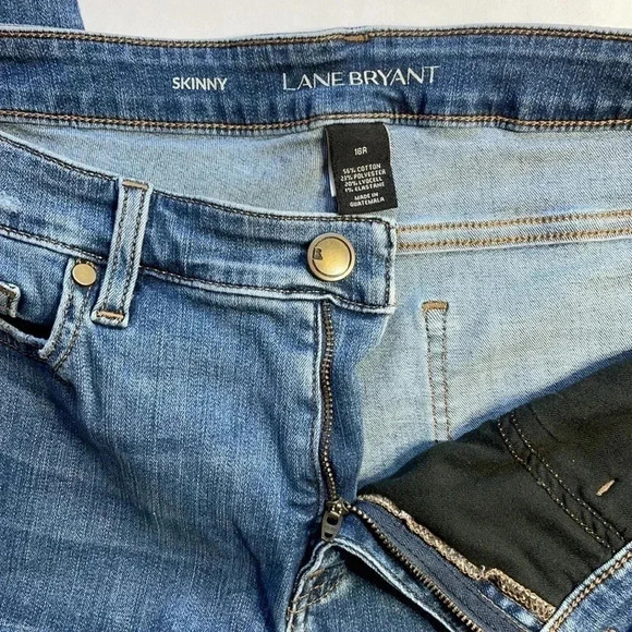 Lane Bryant Skinny Appliqué Blue Jeans Distressed Pockets 16R - Picture 7 of 13